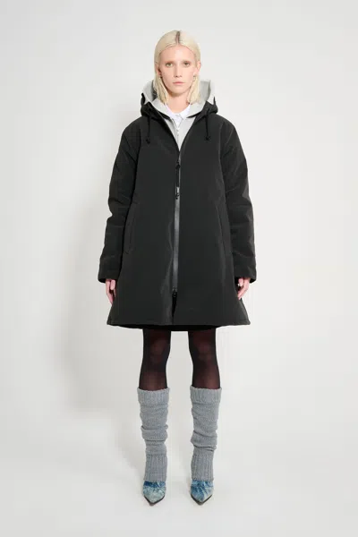 Stutterheim Mosebacke Matte Winter Coat In Black