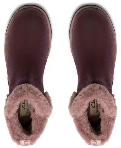 Clarks Breeze Fur In Red