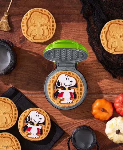 Dash Peanuts Snoopy Vampire Mini Waffle Maker In Green