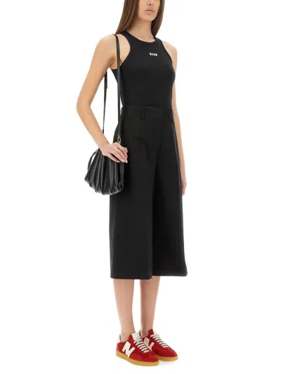 Msgm Wide Fit Cropped Pants With Front Pleats In Black