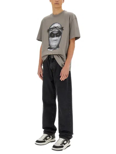 Ih Nom Uh Nit Crown Mask Print T-shirt In Gray