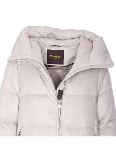 Moorer Hooded Quilted Jacket Zip Pockets In White