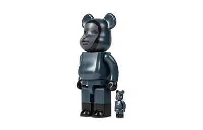 Be@rbrick Squid Game Frontman 100%400% In Blue