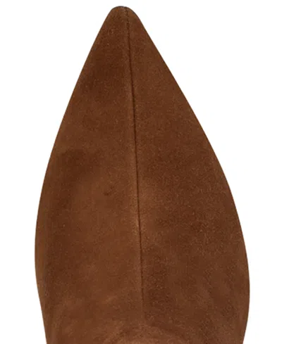 Nine West Lorthey Boot In Brown
