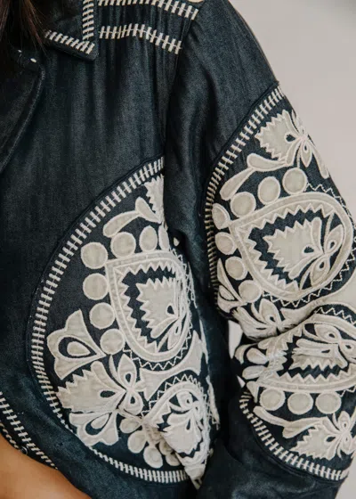 Love The Label Jamie Quilted Jacket In Black