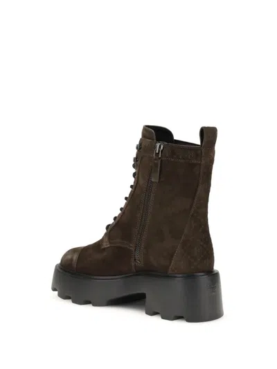 Tory Burch Ankle Boots With Round Toe And Chunky Sole In Brown