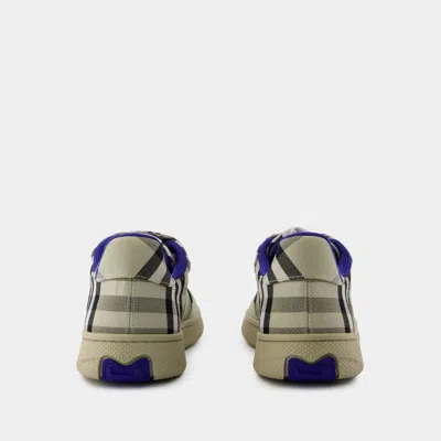 Burberry Woman Sneakers Light Grey Size 10 Textile Fibers In Multi