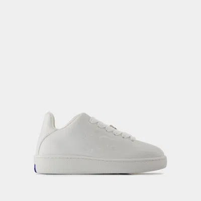 Burberry Low-top Sneakers In Box Leather In White