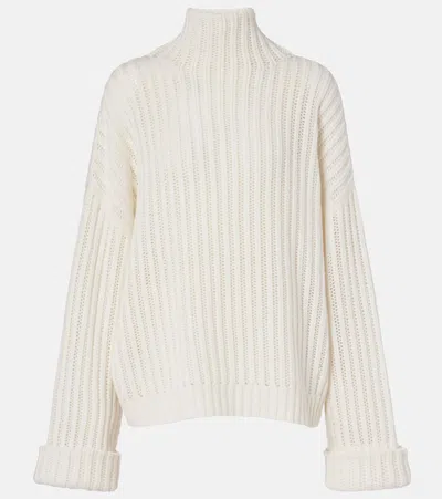 Brunello Cucinelli Cashmere Turtleneck In White