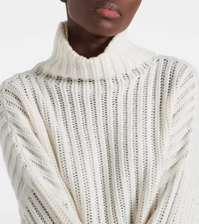 Brunello Cucinelli Cashmere Turtleneck In White