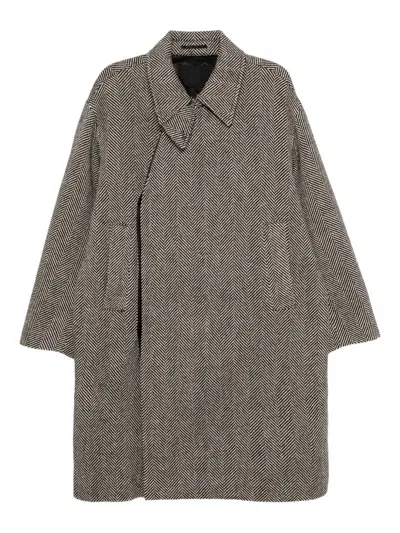 Croquis Herringbone Coat In Gray