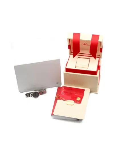 Pre-owned Omega 2020s De Ville Prestige 27mm In Gray