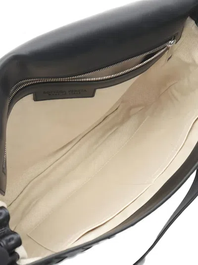 Pre-owned Bottega Veneta 2020s Intrecciato Shoulder Bag In Black