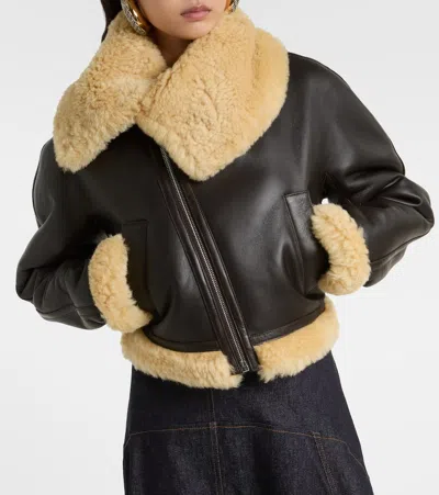 Jacquemus Lamb Shearling Aviator Jacket In Brown