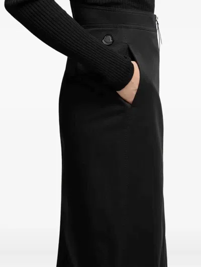 Moncler X Ee72 By Edward Enninful X Ee72 By Edward Enninful Zip-up Midi Skirt In Black