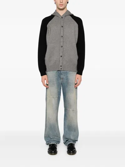 Izzue Logo-patch Cardigan In Gray