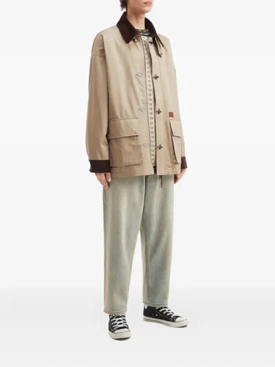 灯芯绒衣领口袋夹克