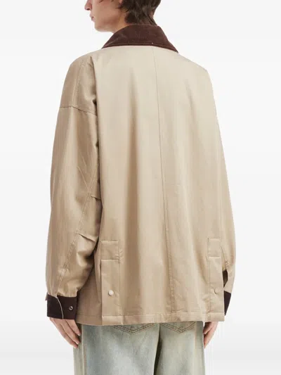 灯芯绒衣领口袋夹克