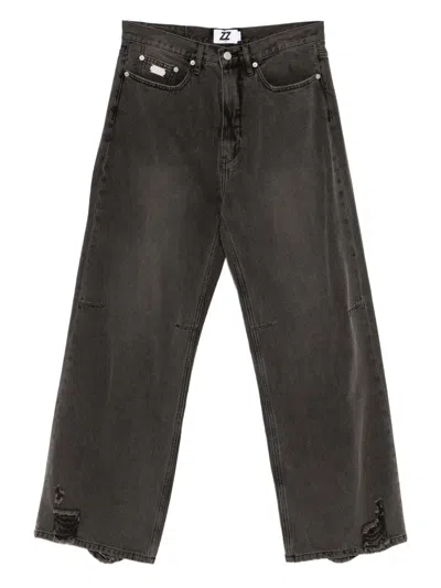 Izzue Logo-patched Jeans In Black
