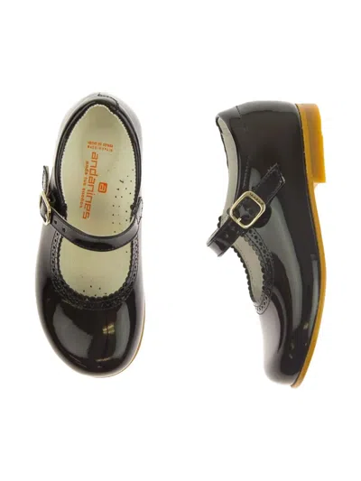 Andanines Leather Ballet Flats In Black