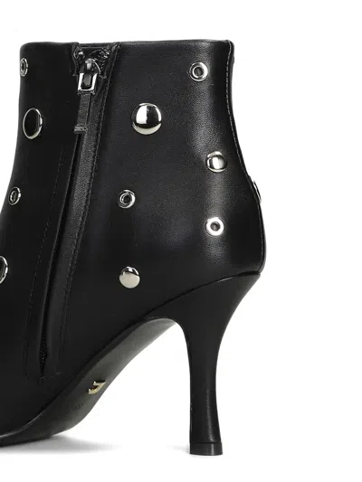 Lola Cruz High Heels Ankle Boots In Black Leather In Black