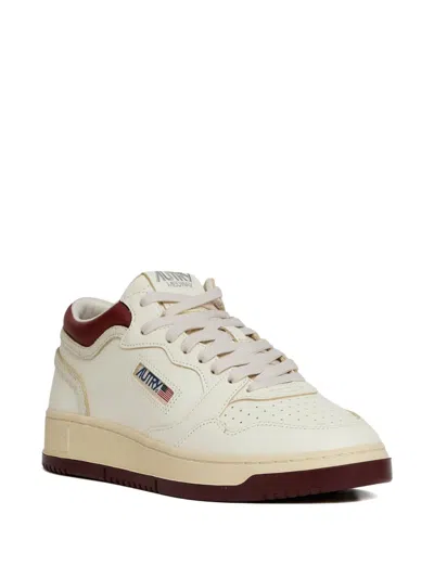 Autry Med-way Mid Syrah Marsh Leather Sneakers In Neutral