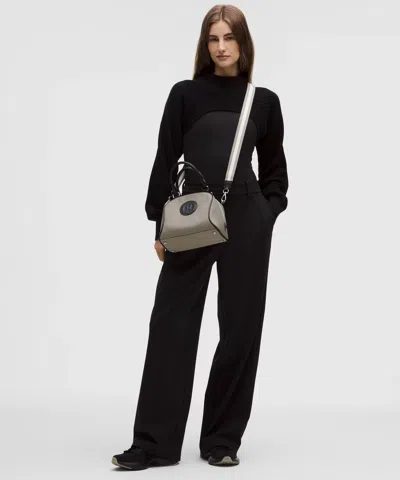 Lululemon Bowler Crossbody Bag 4.5l