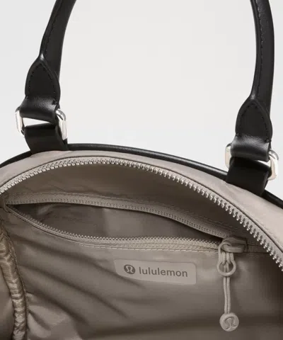 Lululemon Bowler Crossbody Bag 4.5l