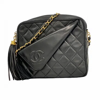 Pre-owned Chanel Leather Shoulder Bag () In Black