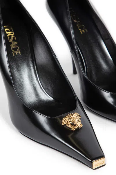 Versace Woman Black Pumps In Black