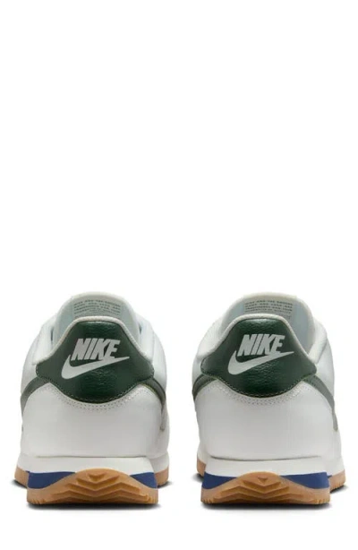 Nike Cortez Low-top Sneakers In White