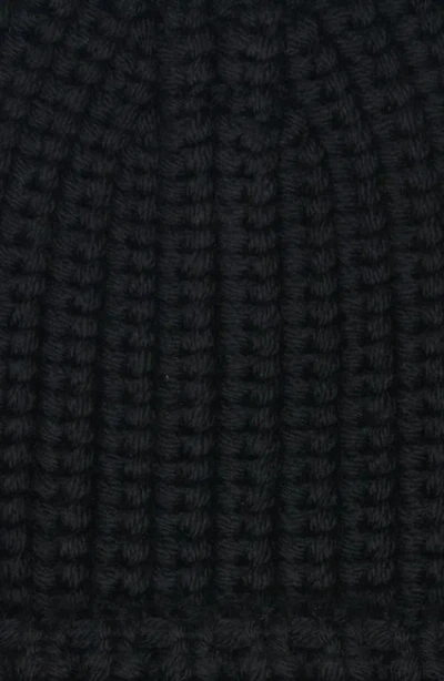 Moncler Grenoble Logo Patch Knitted Beanie In Black