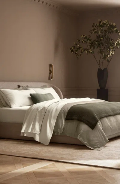 Boll & Branch Signature Piped Edge Sheet Set In Neutral
