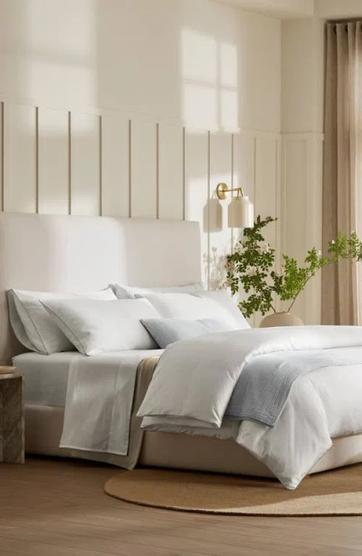 Boll & Branch Signature Piped Edge Duvet Set In White