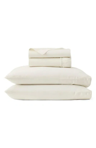Boll & Branch Signature Piped Edge Sheet Set In White