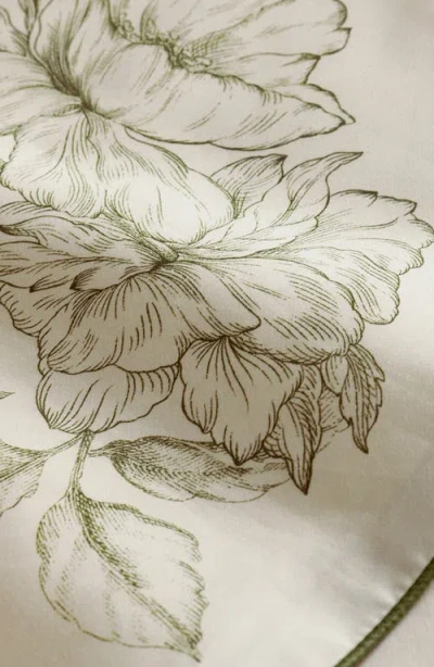 Boll & Branch Signature Floral Piped Edge Sheet Set In White