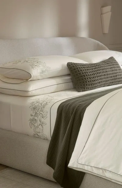 Boll & Branch Signature Floral Piped Edge Sheet Set In White