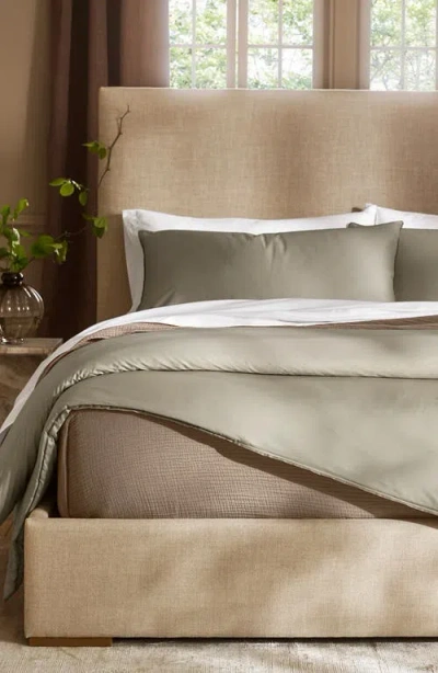 Boll & Branch Signature Comforter & Shams Set In Neutral
