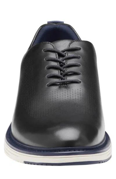 Johnston & Murphy Upton Perforated Plain Toe Oxford In Black