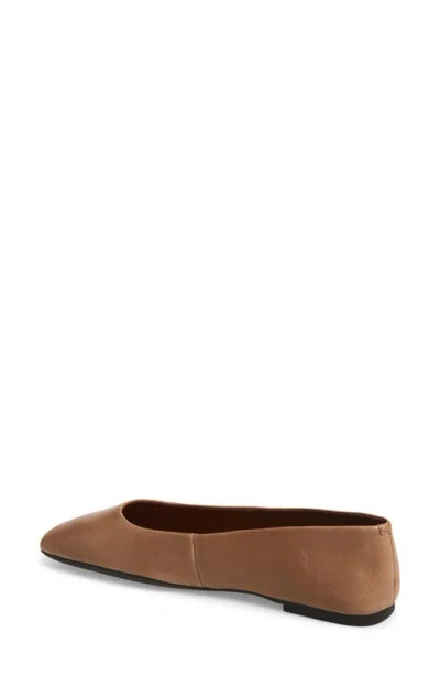 Jeffrey Campbell Listos Square Toe Flat In Brown