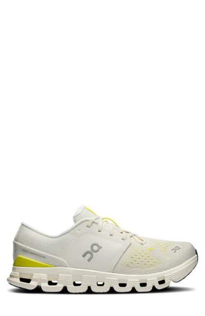 On Cloud X 4 Training Shoe In Multi