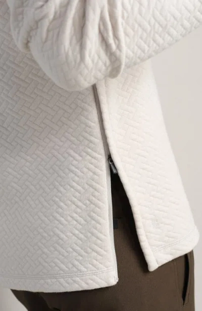 Rhone Weekend Quilted Pullover In Gray