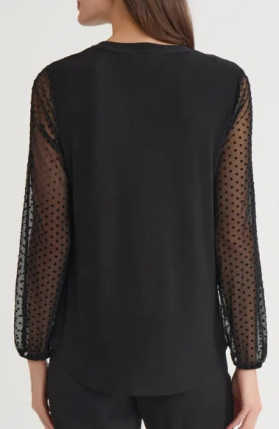 Kasper Split Neck Top In Black
