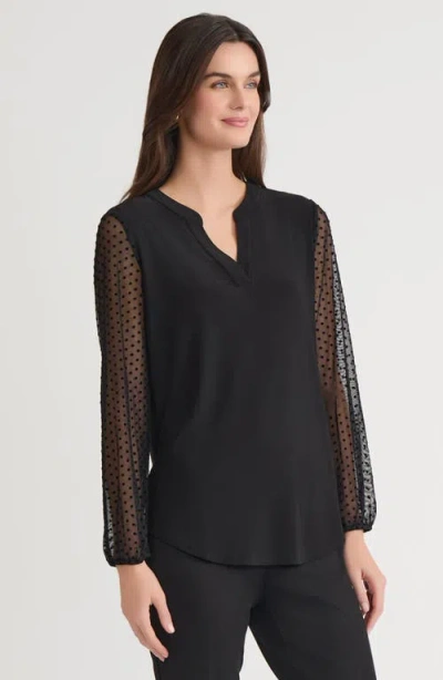 Kasper Split Neck Top In Black
