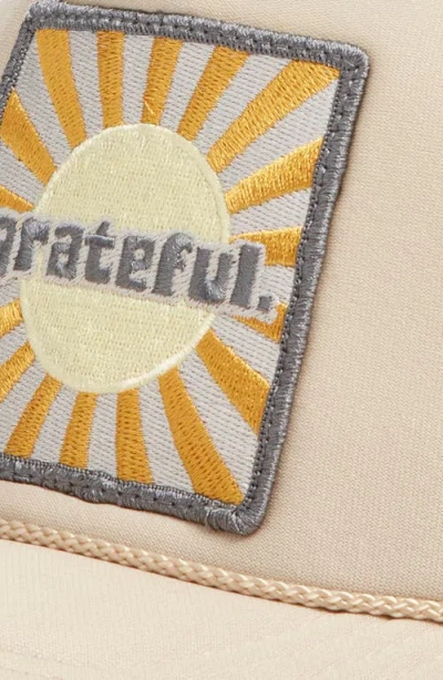 Friday Feelin ' Grateful Tan Patch Trucker Hat In Brown