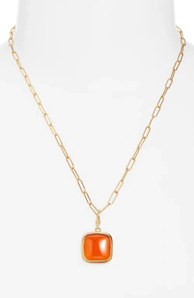 Soko Umbo Square Charm In Gold