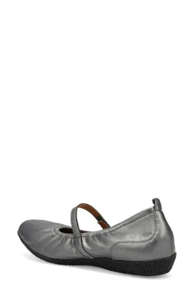 Taos Babble Mary Jane Flat In Gray