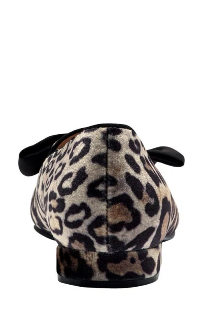 Bandolino Women's Auggie Bow Pointed Toe Tailored Loafers In Brown