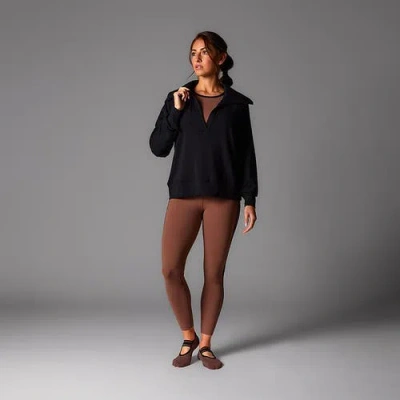 Tavi Cozy Collared Sweatshirt In Black