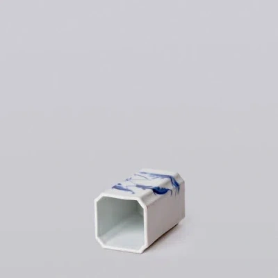 Cobalt Guild 1920s Blue And White Porcelain Fish Square Vase In Blue